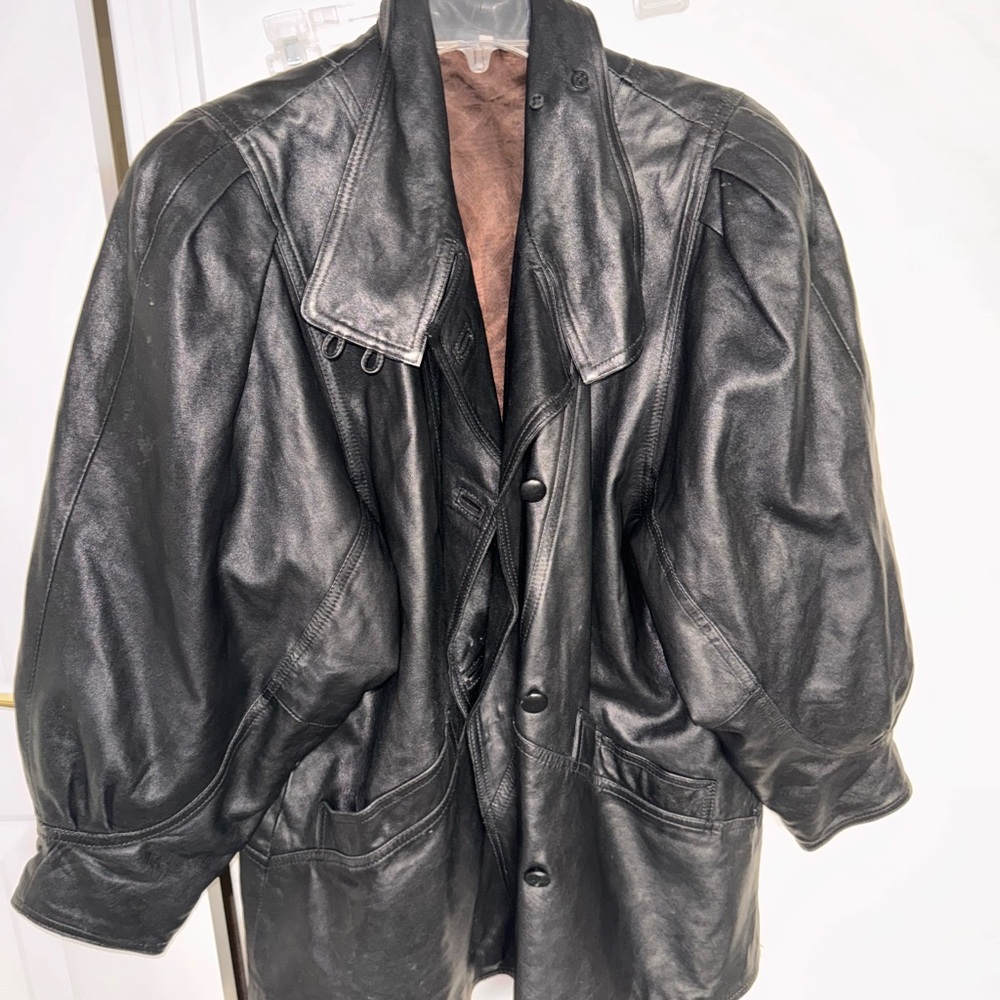 80’s vintage women’s Black Leather Jacket